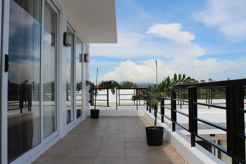 Be-Ing Suites Davao City Exteriör bild