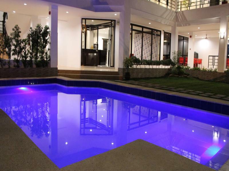 Be-Ing Suites Davao City Exteriör bild